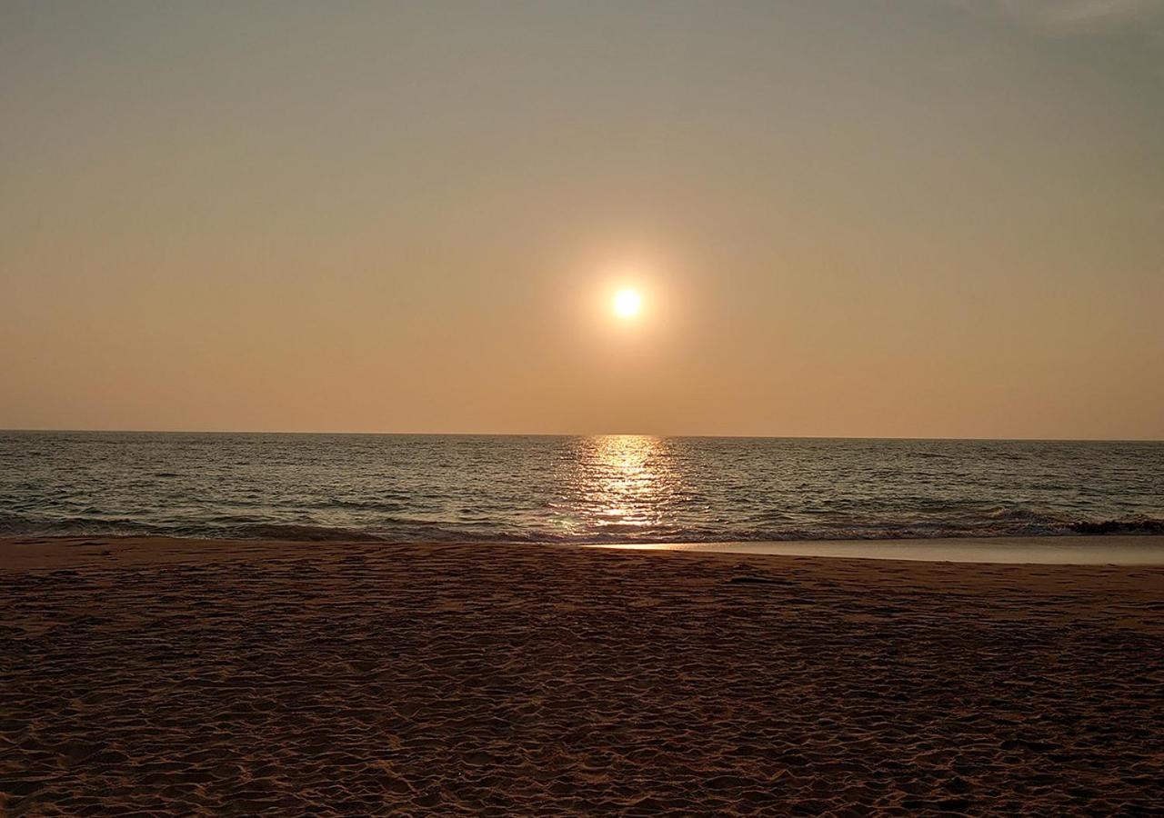 Sea Breeze Ambalangoda Амбалангода Екстериор снимка